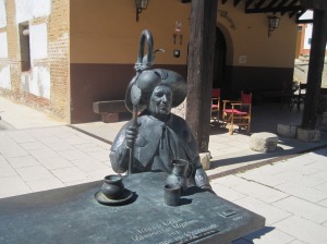 Mesón de VIllasirga, estatua